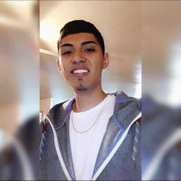 Meet your Posher, Jorge - Picture 1 of 1